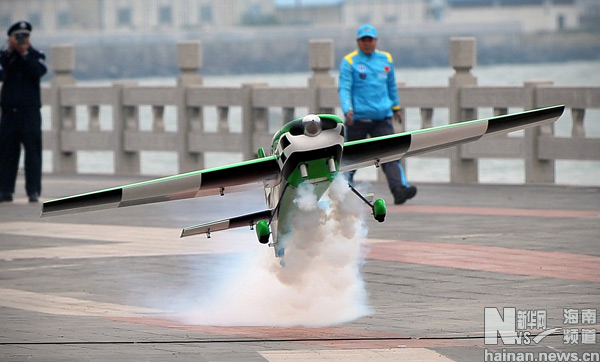 12��17�գ��h(hu��n)�����w������ِ�_Ļʽ�ϵĺ���ģ�ͱ�����